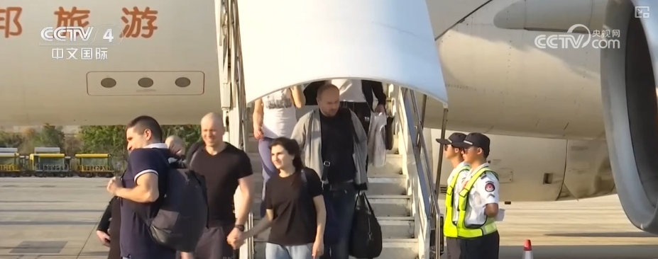 来了,再来!外国游客一部手机畅游、“解锁”多样中国