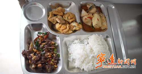 宁远：从长者食堂到村庄规划  提升村民幸福指2_副本500.jpg