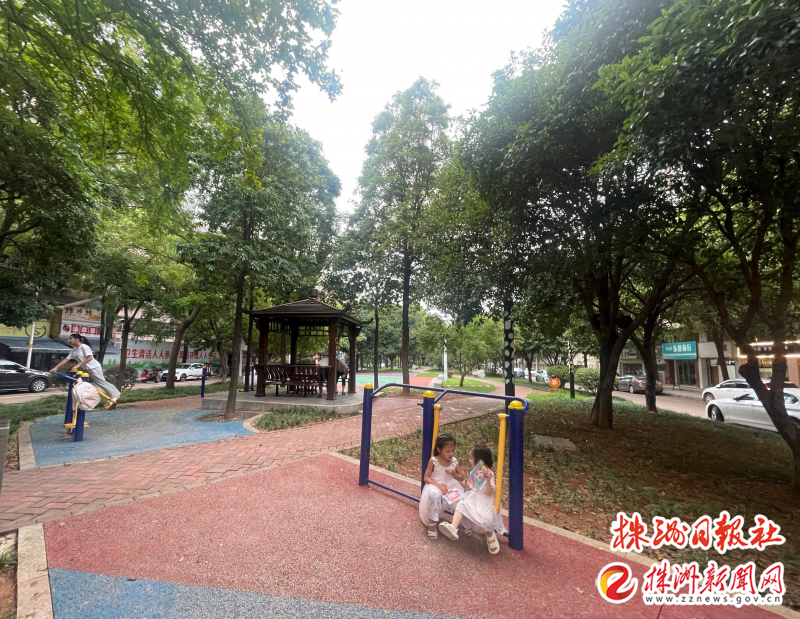 天元區(qū)和平路內(nèi),，“荒地”變身微公園。 記者 伍靖雯 攝