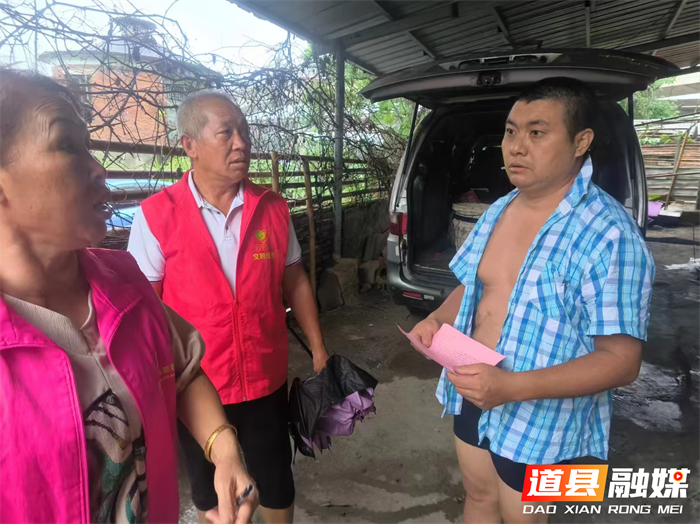 道县东门街道：健康“不放假” 食安“不打烊”1_副本.png