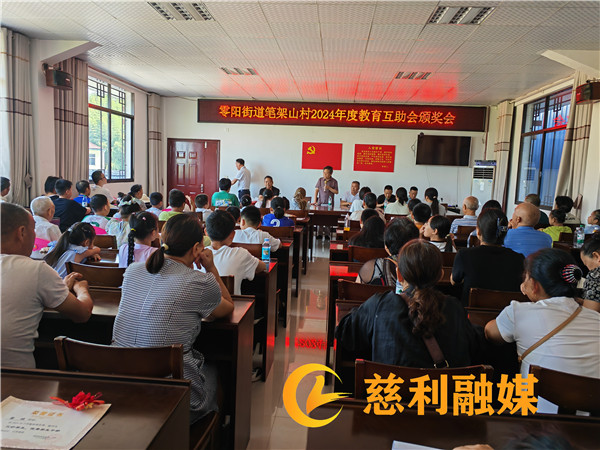 3d26086dae19a78170bcfb37f8339cf.jpg