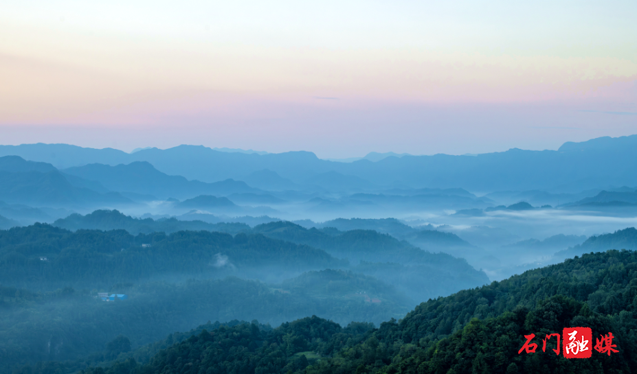 走进石门长梯隘，领略自然奇景之美