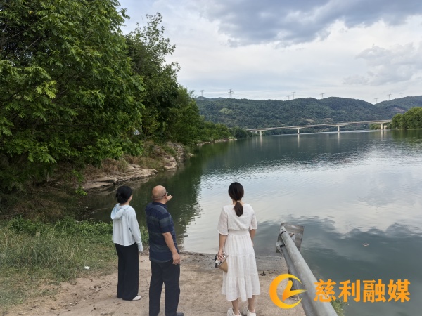 照片3..jpg