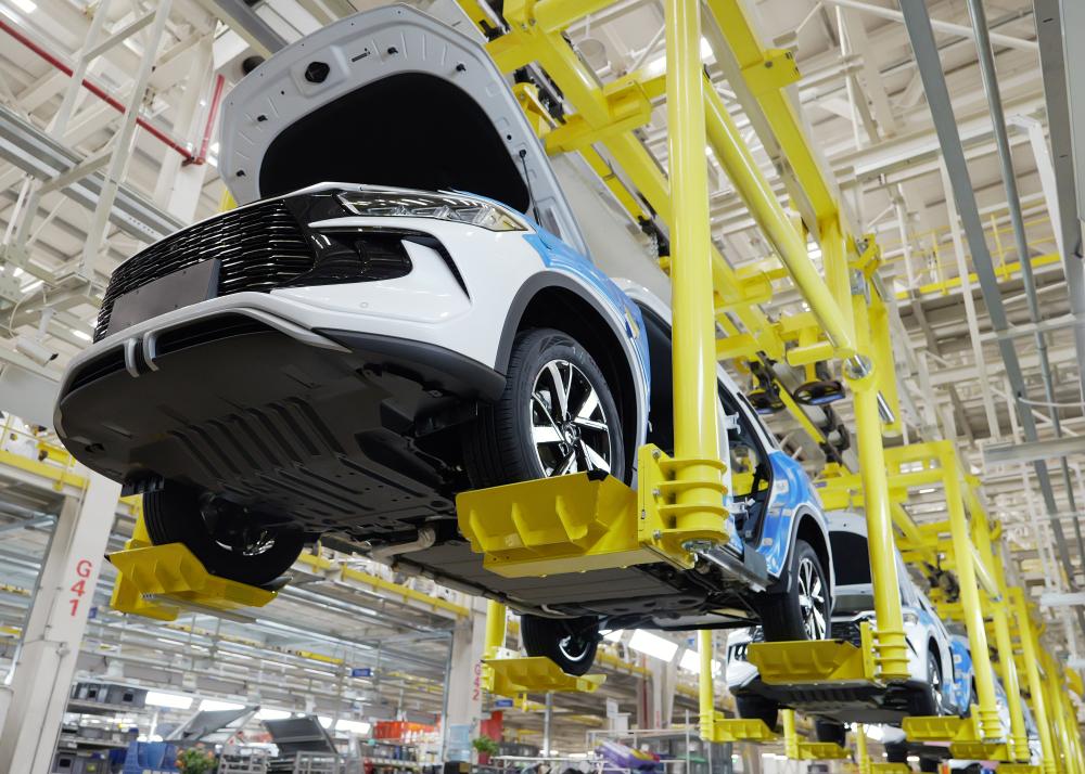 国际观察｜玩“数字游戏”掩盖不了“双标”言行——二评“中国产能过剩论”