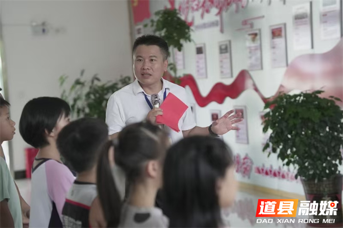 道县公交公司：让家庭走进企业 让企业深入家庭    2_副本.png