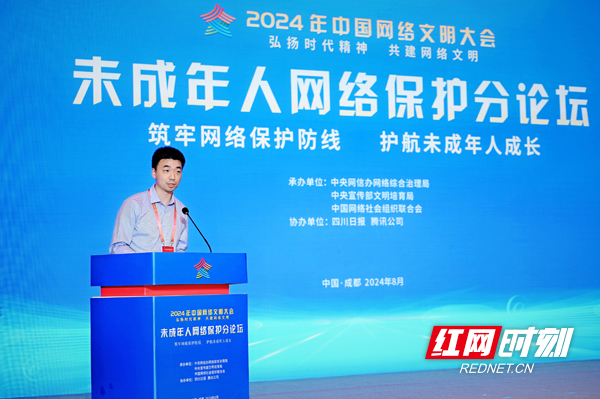 小红书.jpg 小红书.jpg