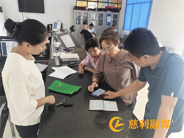 防返贫入户.jpg