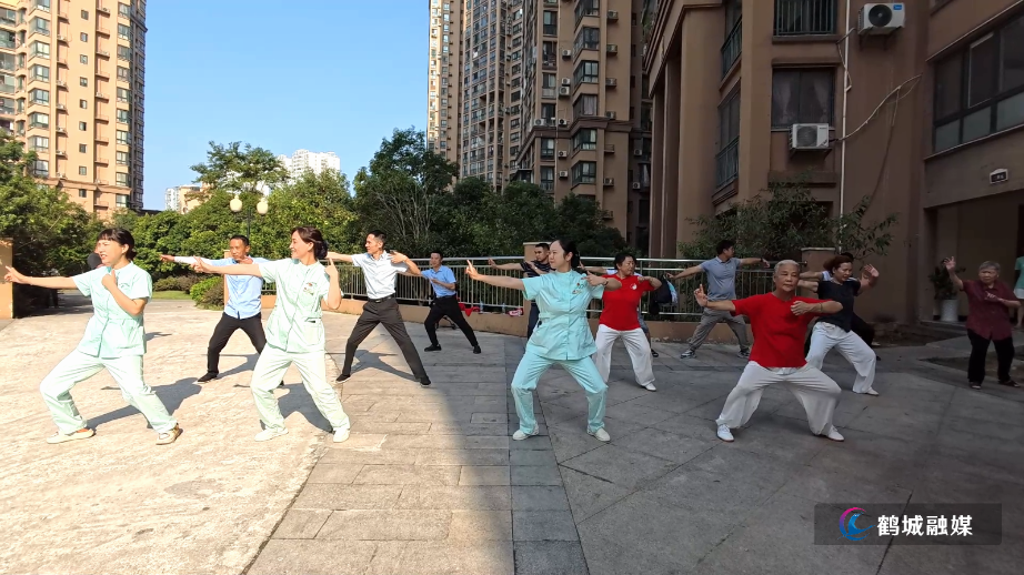 中医义诊进小区 关爱健康“零距离”.mp4_20240910_164601.318.bmp