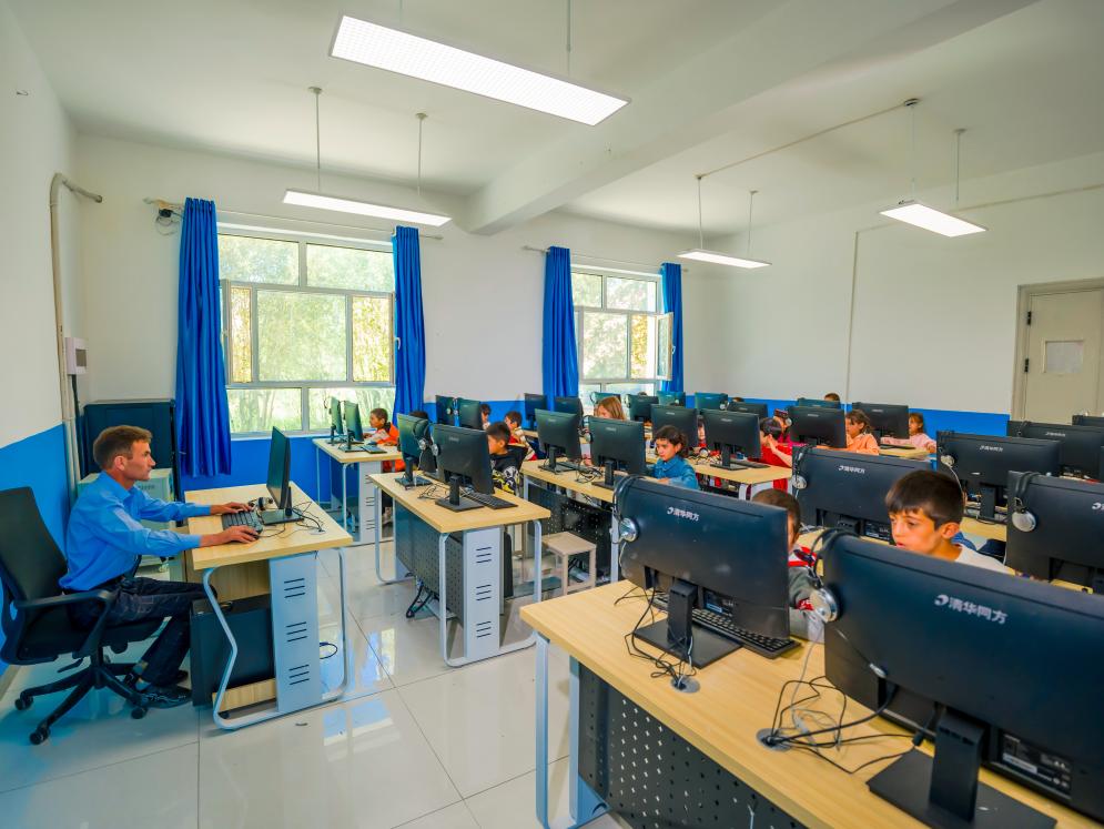 回到帕米尔,让更多孩子走出帕米尔