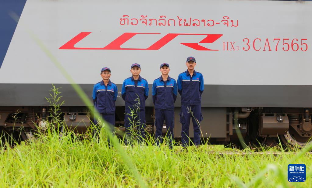 通讯|“师傅,我也要像你一样出色!”——记四代“同堂”的中老铁路师徒