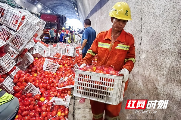 救援现场（图二）.jpg