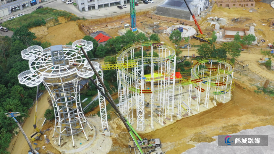 欢乐世界项目首批工程过山车游乐项目实现试车成功.mp4_20240919_165621.432.png