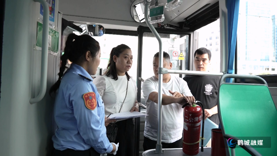 怀化公交：百日劳动竞赛 更好服务市民.mp4_20240923_161710.357.jpg