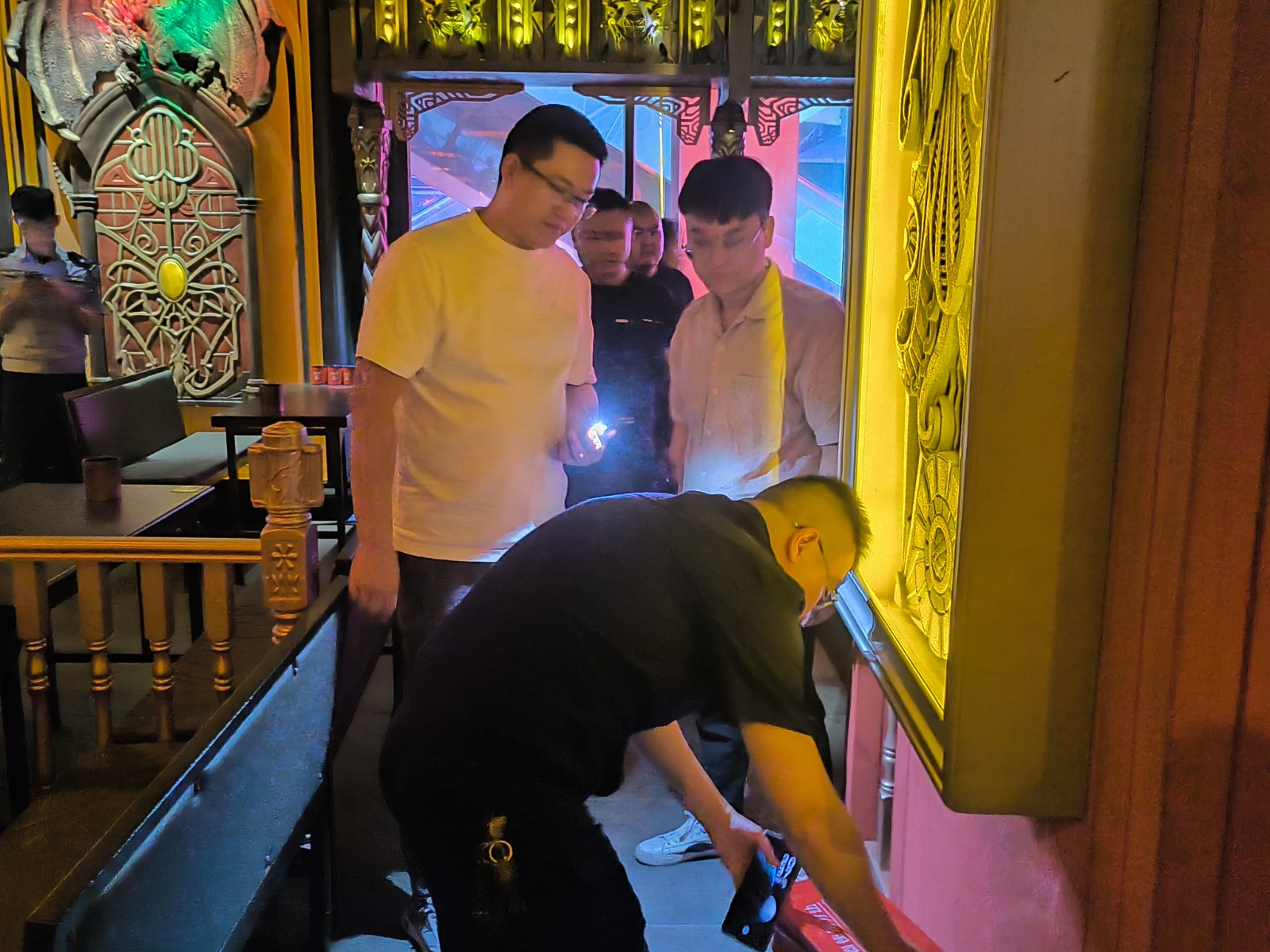 安全夜查.jpg