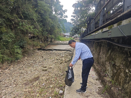 10.5.3清理河道.jpg