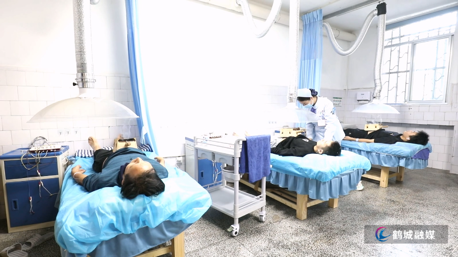 初编 怀化：2025年城乡居民医保缴费启动.mp4_20241010_162704.025.jpg