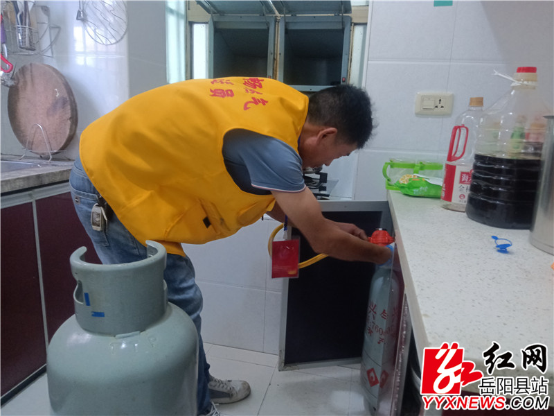 CA6BE3B212BCF72072307693542EDBB1.jpg
