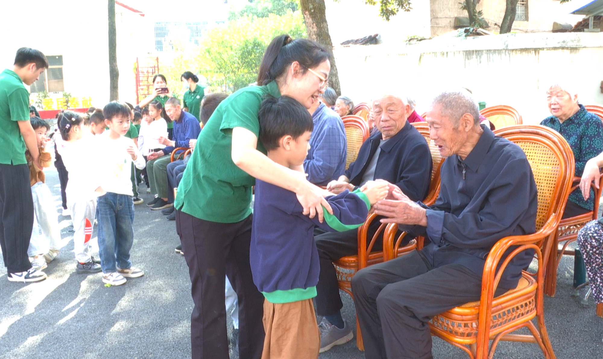 退役军人事务局重阳节004_副本.jpg