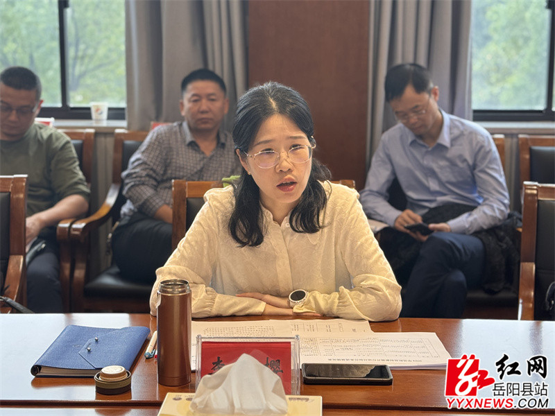 李樱讲话.jpg