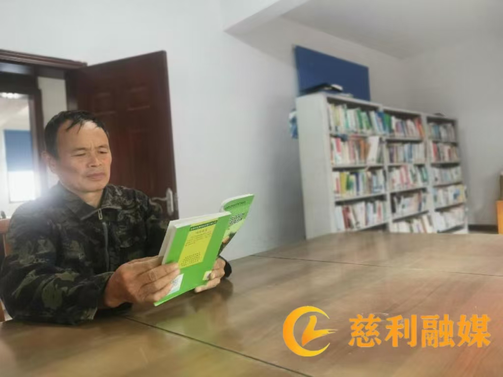 书籍.jpg