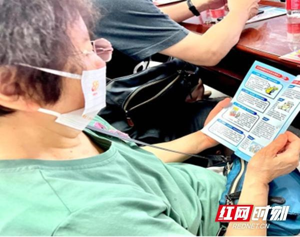 下载 (2).jpg