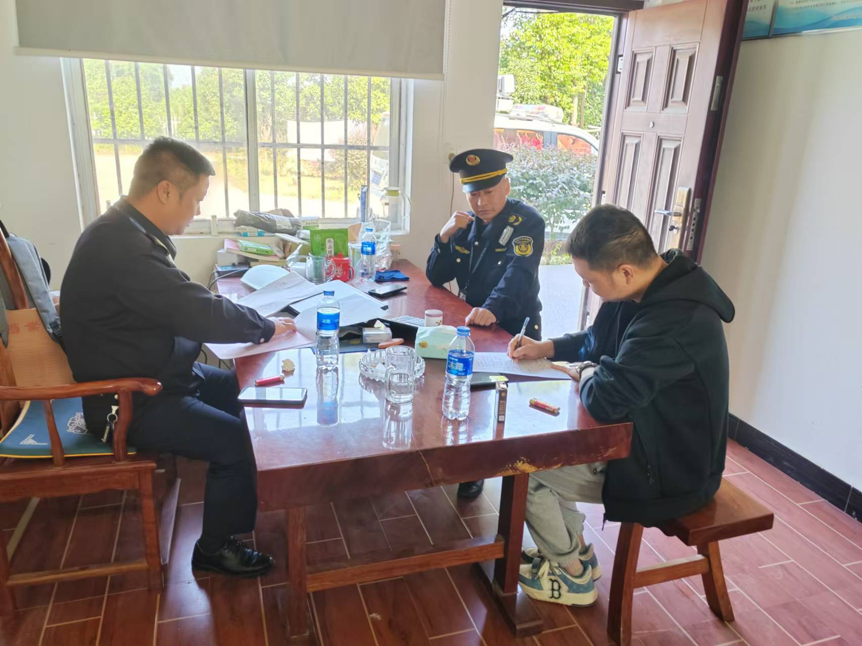 约谈企业负责人图片一.jpg