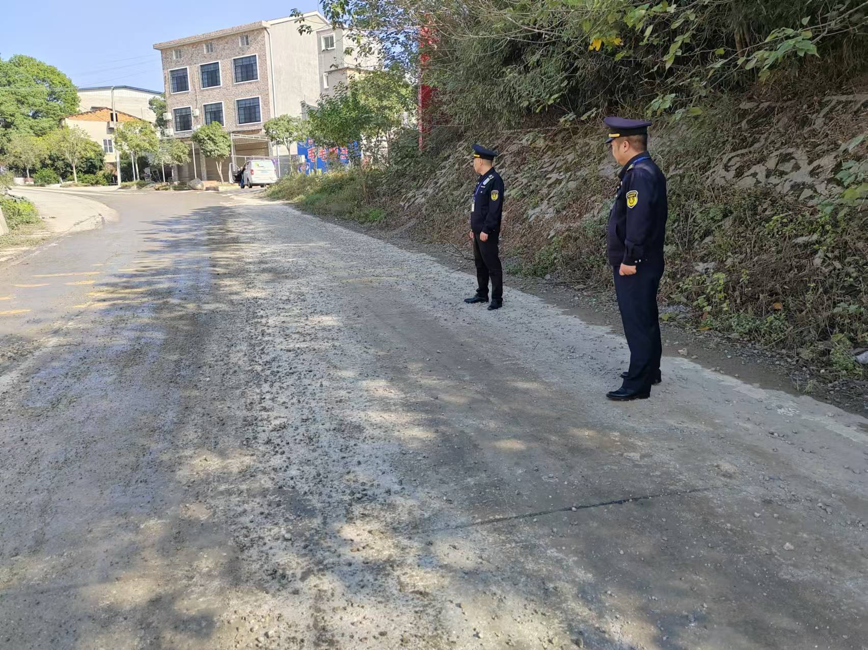路面执法图片二.jpg