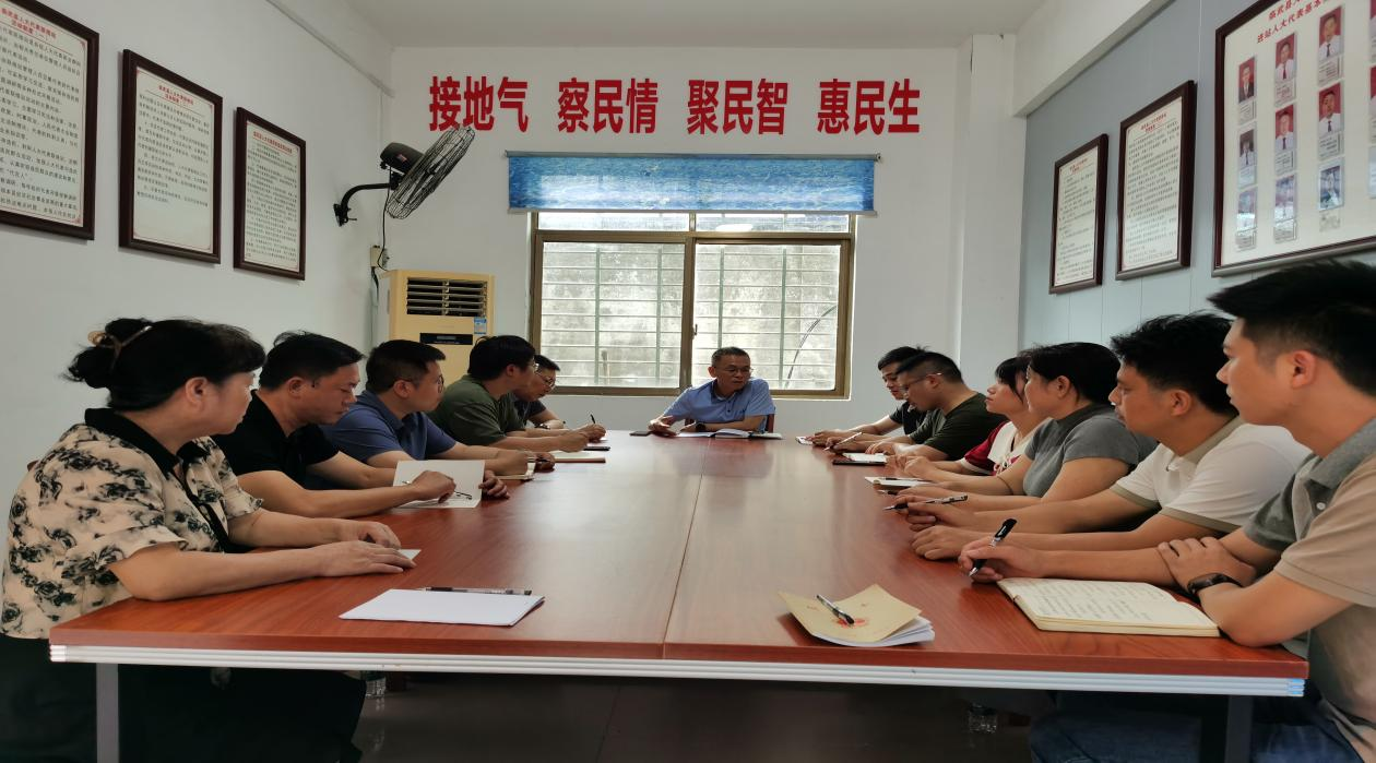 临武花塘乡人大:搭建平台汇民意 联系群众解民忧图片1.png 临武花塘乡人大:搭建平台汇民意 联系群众解民忧图片1.png