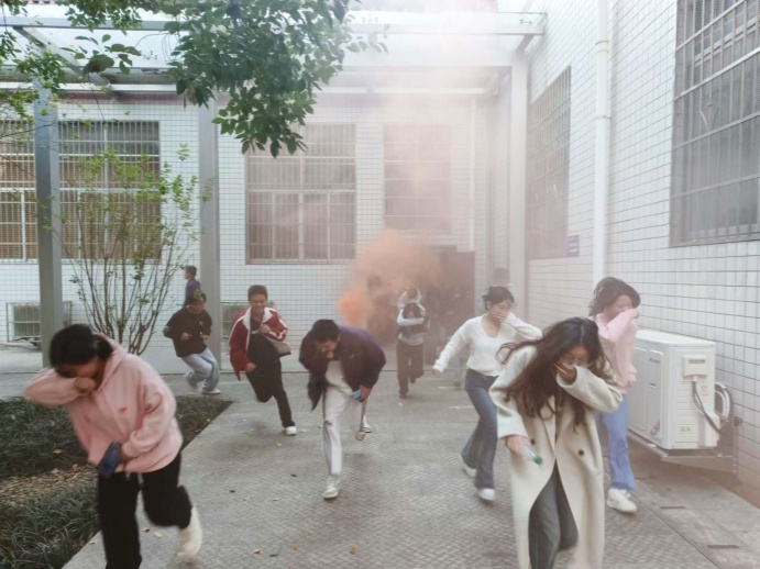 2_副本.jpg