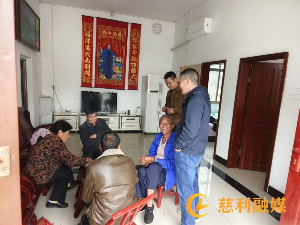 慈3.jpg