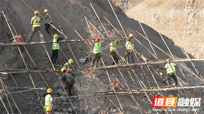 道县：抢抓水利施工“黄金期” 全速推进水库除险加固建设4_副本.jpg