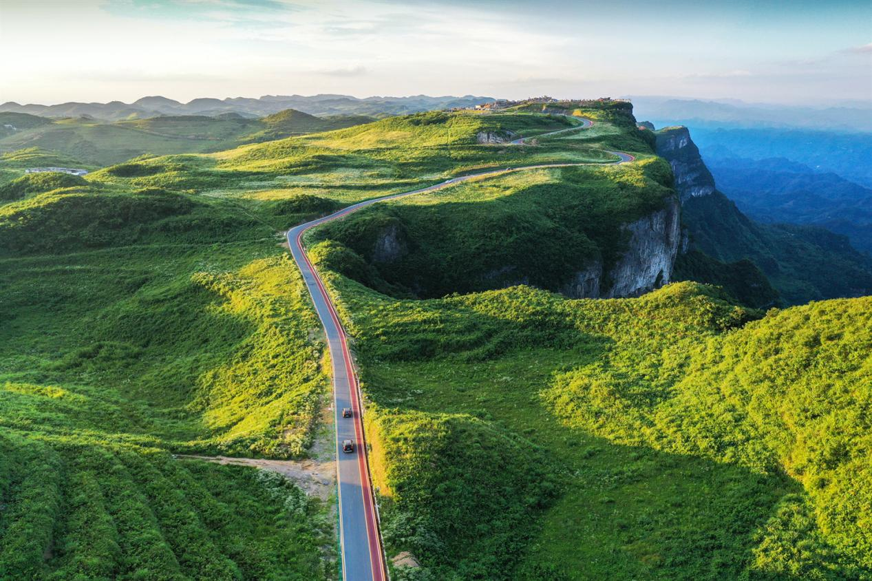 湖南省十大最美农村路——龙山县里耶至八面山旅游路