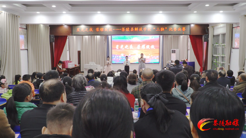 Still1122_00001_副本.jpg