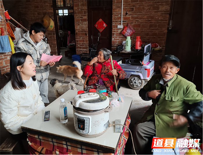 道县东门街道：持续做好应对低温雨雪冰冻天气宣传1_副本.png