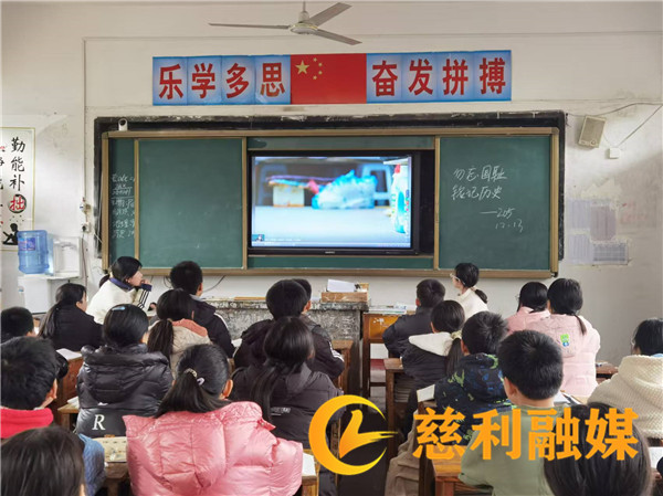 cc6903d765ff4391d6c14fa54da88b0.jpg