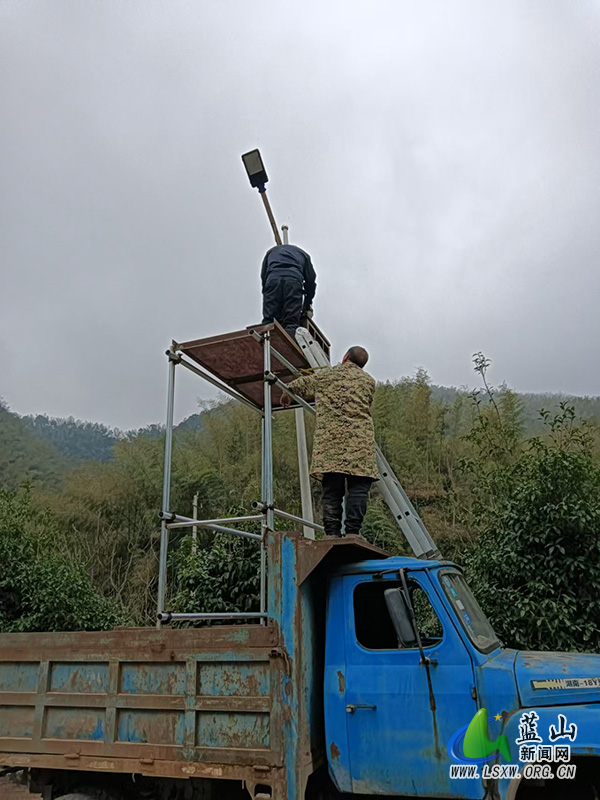 浆洞瑶族乡茶源坪：项目建设助推乡村振兴.jpg