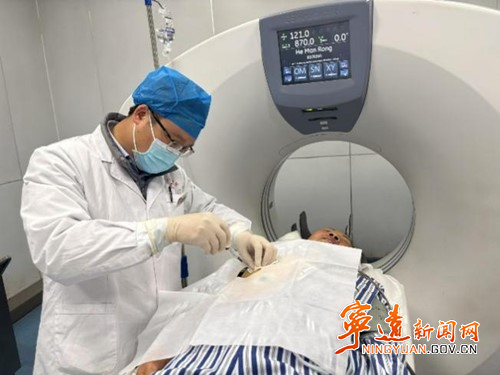 宁远县人民医院成功开展肝脏肿物微波消融术_副本500.jpg