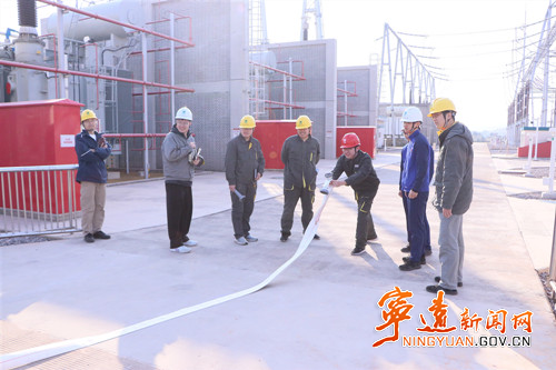 宁远：消防宣传走进变电站 筑牢冬季“防火墙”_副本500.jpg