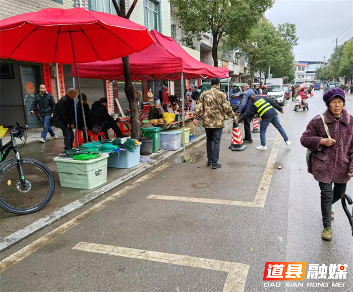 道县四马桥镇：以 “人情味” 赋能市场整治 重燃 “烟火味”3_副本1.png