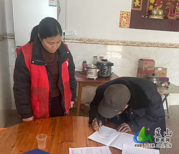 楠市镇：医保征缴工作充分发挥典型引领，示范带动作用.jpg