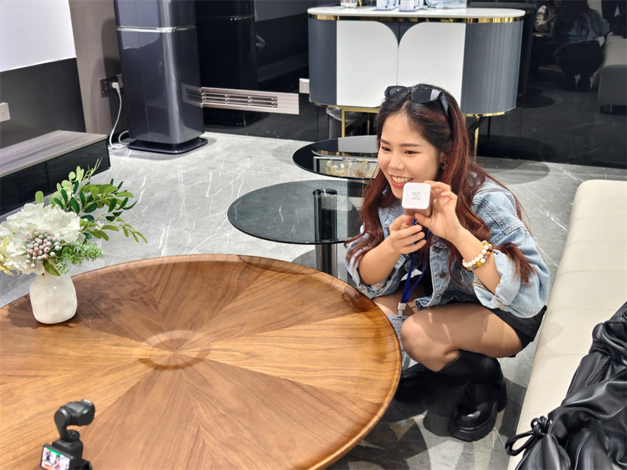 【2024打卡中国】外国网红博主在珠海的“追遗逐新”之旅 【2024打卡中国】外国网红博主在珠海的“追遗逐新”之旅