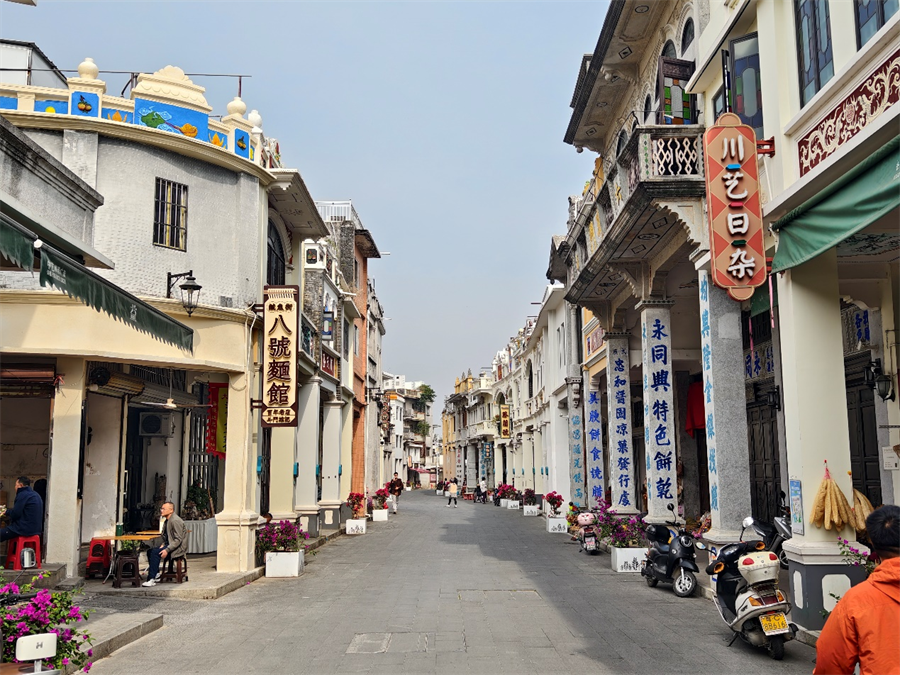 【2024打卡中国】外国网红博主在珠海的“追遗逐新”之旅 【2024打卡中国】外国网红博主在珠海的“追遗逐新”之旅