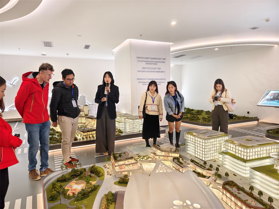 【2024打卡中国】外国网红博主在珠海的“追遗逐新”之旅 【2024打卡中国】外国网红博主在珠海的“追遗逐新”之旅