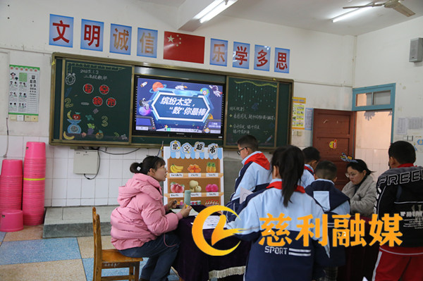 d156872d4bb84f71cadf100404c7408_副本.jpg
