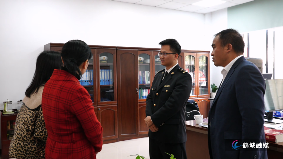 鹤城区：首批二手车出口顺利启航 积极开拓海外新市场.mp4_20250106_161911.140.jpg