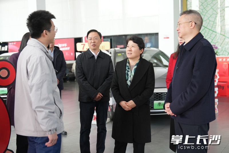 麓谷汽车世界调研现场。均为长沙晚报全媒体记者 郭雨滴 摄