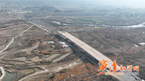 宁远：桂新高速宁远段项目建设 跑出“加速度”2_副本500.jpg