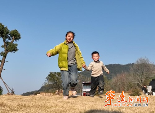 宁远：大元社里年味浓4_副本500.jpg