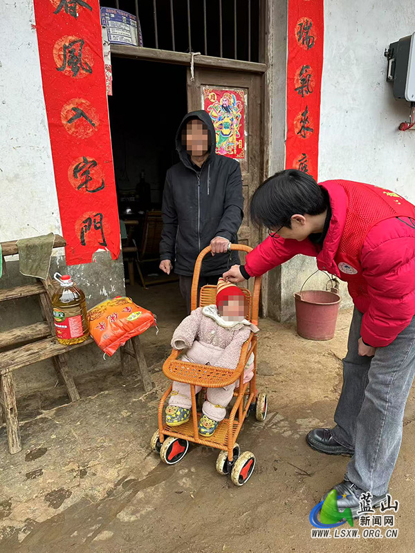 祠堂圩镇:关爱精神障碍患者 维护社会稳定.jpg 祠堂圩镇:关爱精神障碍患者 维护社会稳定.jpg