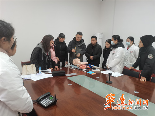 宁远：医共体专家下沉社区 助力基层急救能力提升_副本500.jpg